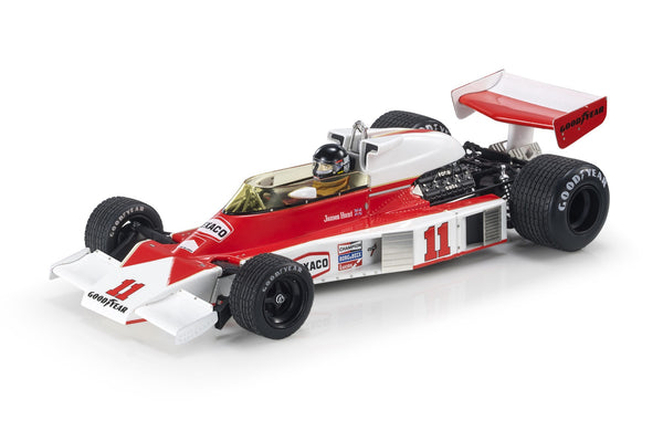 McLaren M23 1:18 - James Hunt World Champion 1976 w/ Driver Fuji GP - GP Replicas